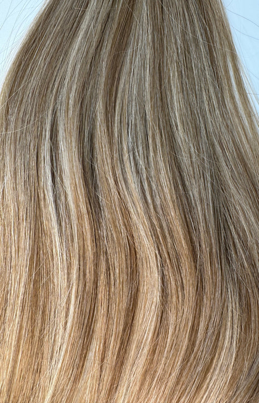 Butterfly Wave Texture Weft 24" 75g - #7777 Noella