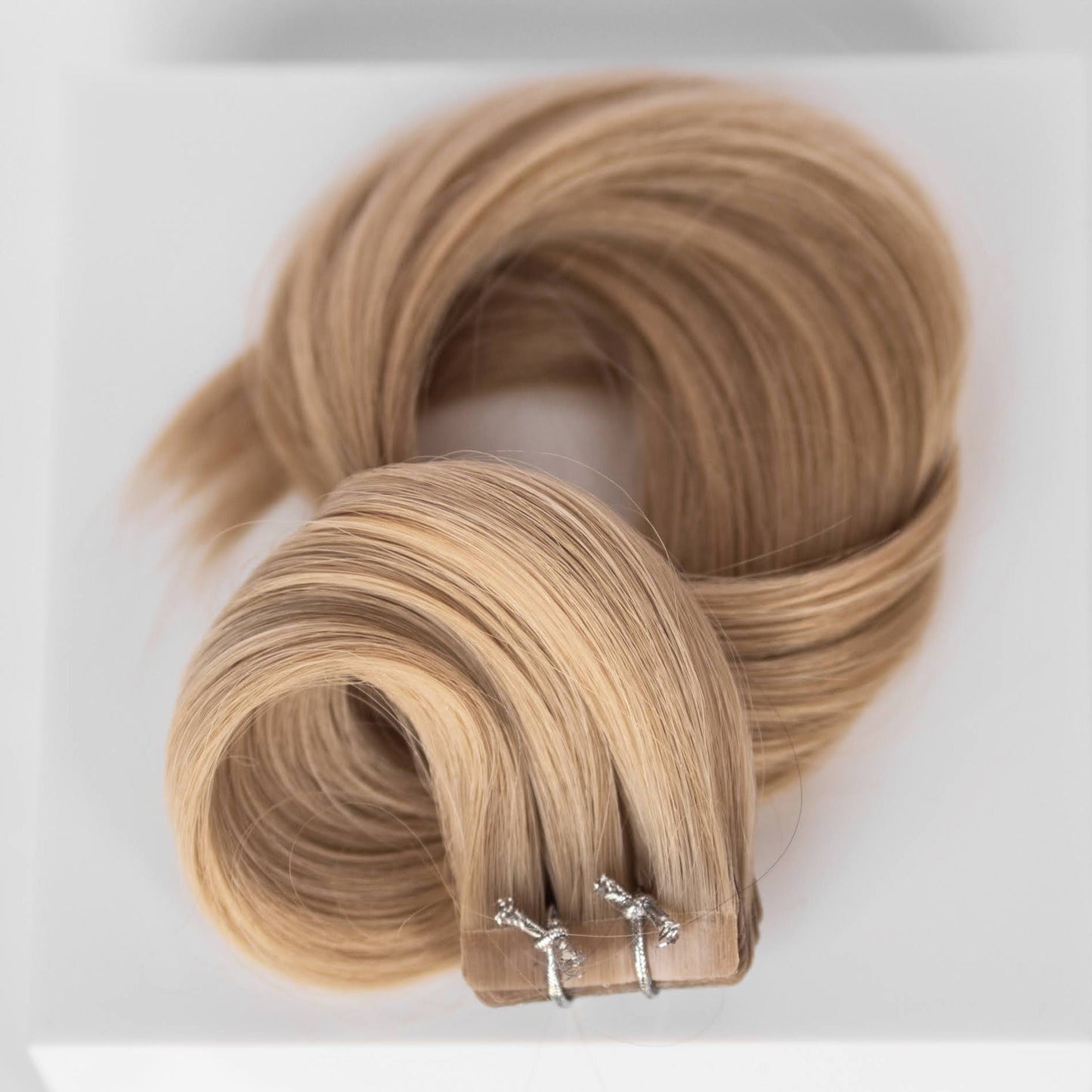 Tape-In 22" 50g Professional Blend - #17 Chardonay Blonde (aka Dirty Ash Blonde)