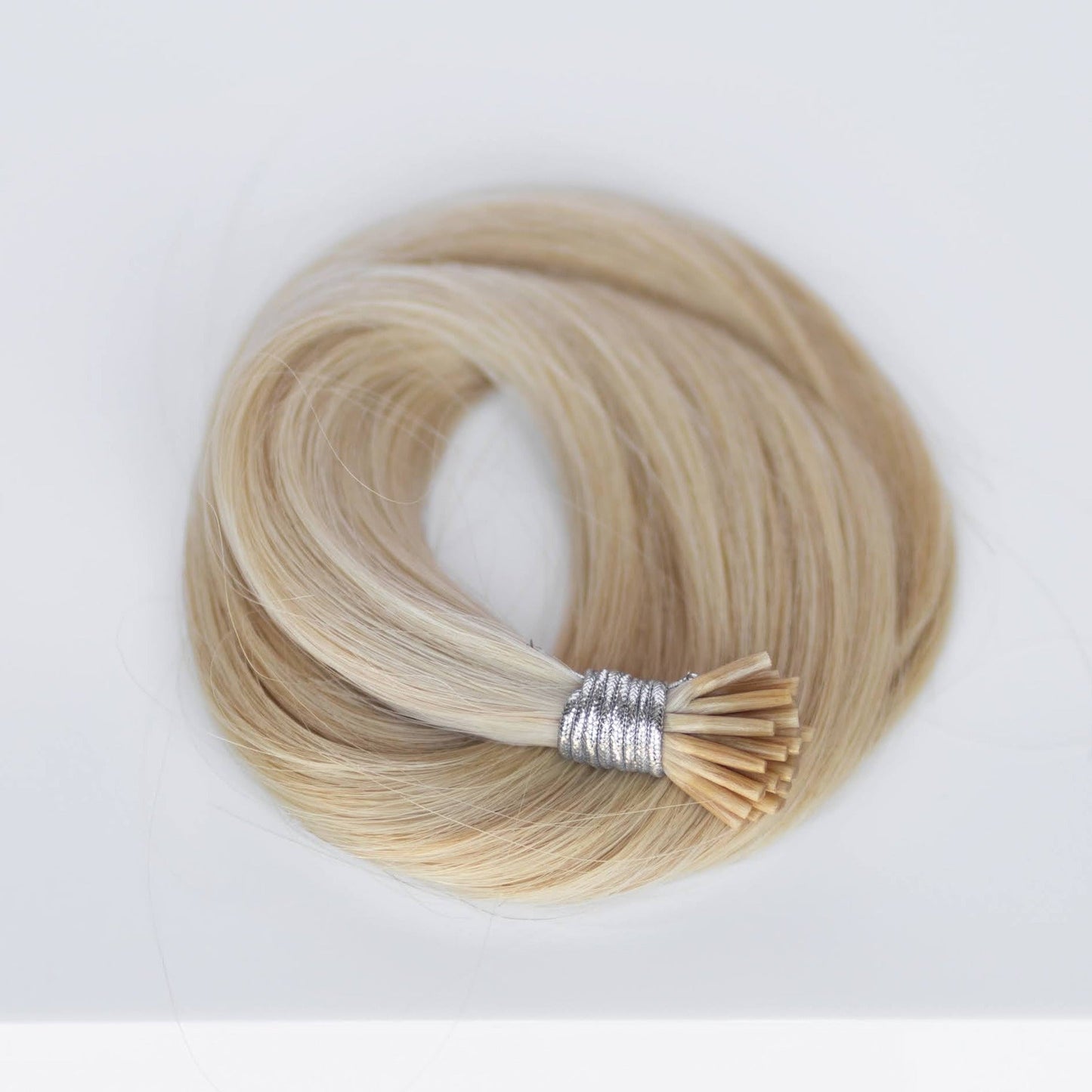 I-Tip 24" 25g Professional Hair Extensions - #22 Southern Belle Blonde (aka Light Ash Blonde)