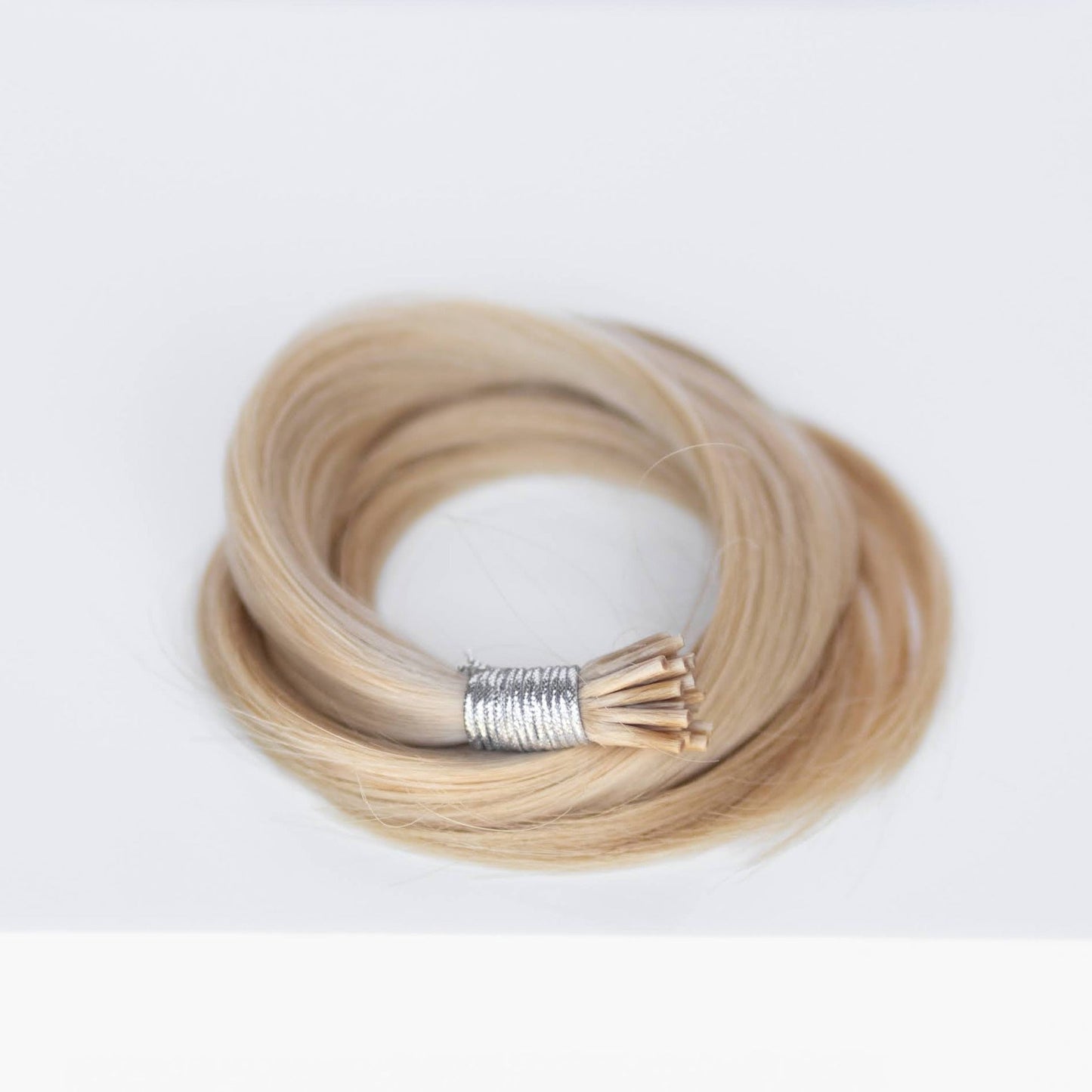 I-Tip 22" 25g Single Donor Virgin - #16 Paris Blonde (aka Vanilla Blonde)