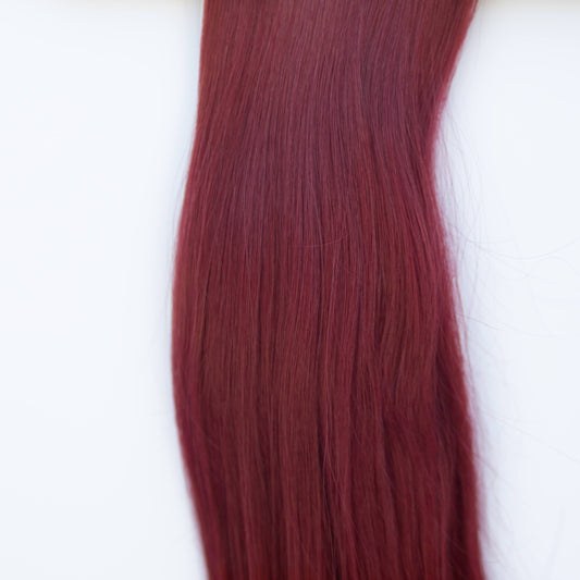 Machine-Tied Weft 20" 145g Pro Blend - #555 Akako by Martha Nicola