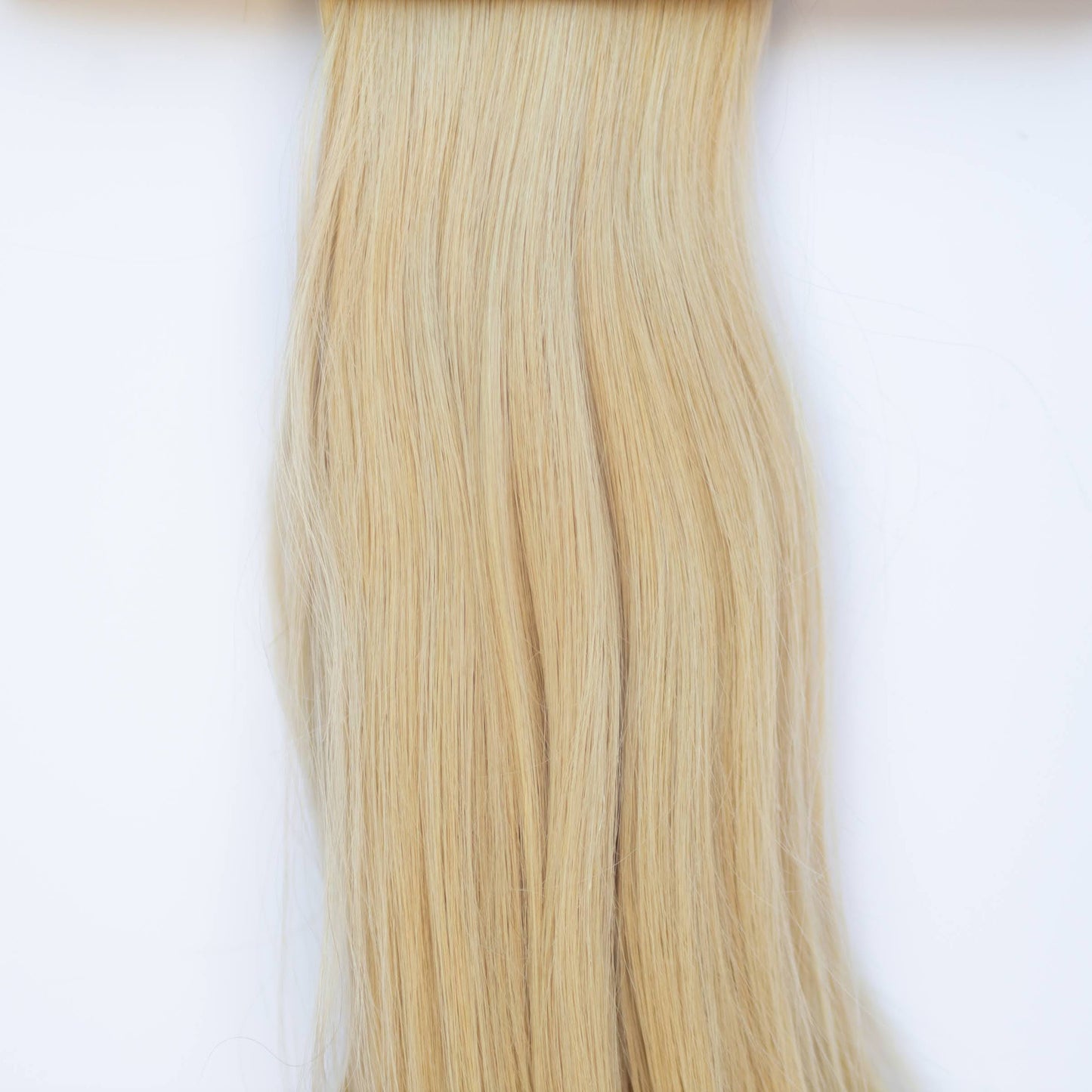Machine-Tied Weft 22" 160g Pro Blend Hair Extensions - #22 Southern Belle Blonde (aka Light Ash Blonde)