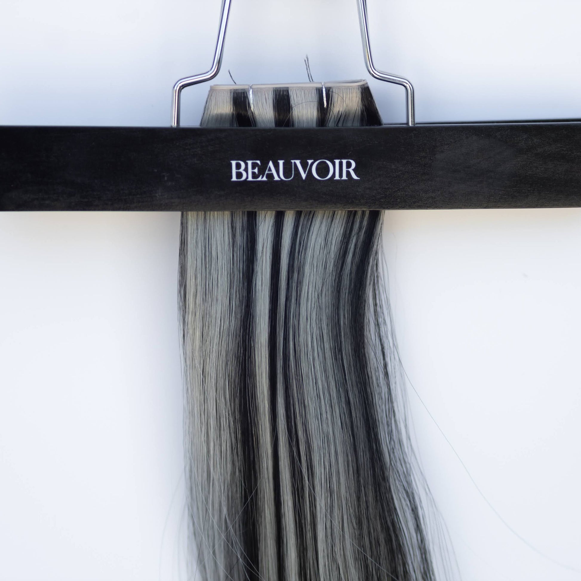 Butterfly Wave Texture Weft 20" 60g - #1/66 I Like My Coffee Black